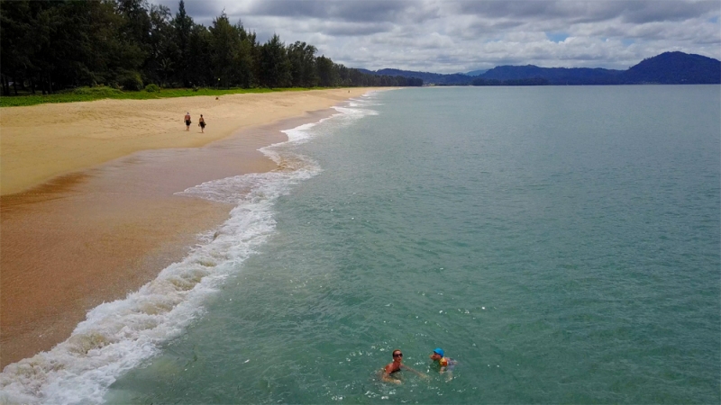 Mai Khao beach