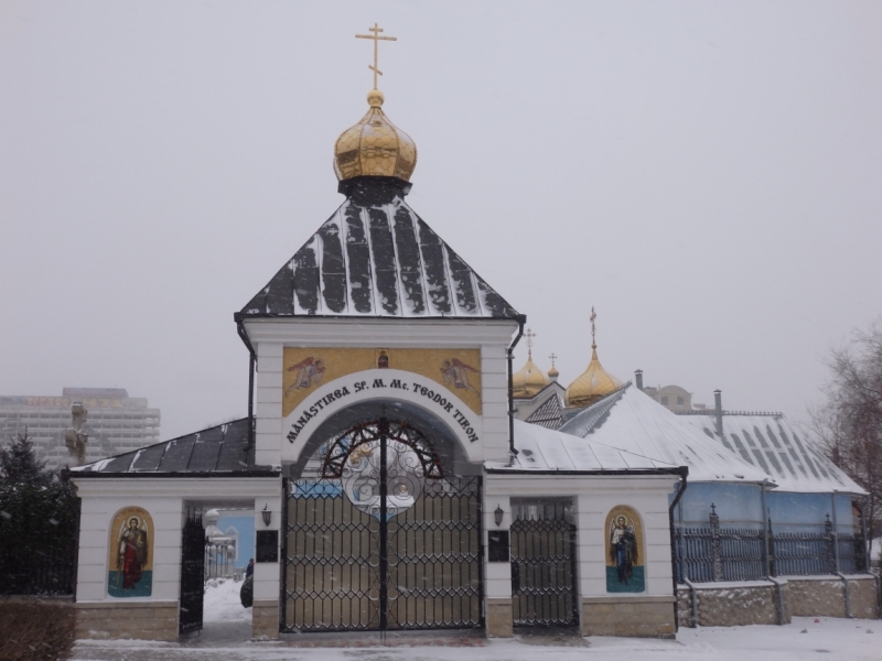 Пять дней в Молдавии на новогодние праздники (Кишинев, Старый Орхей, Приднестровье)