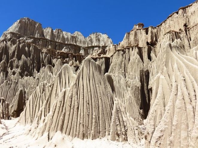 Боливия : Салар де Уюни и Альтиплано, окно - 20-25 мая 2017