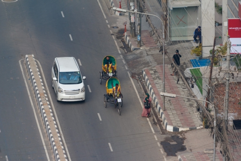 Три дня в Дакке, Бангладеш