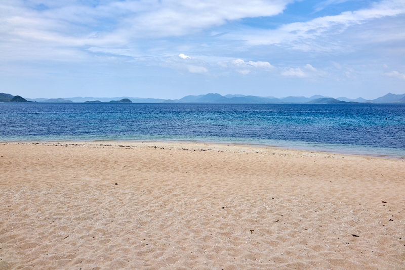 Pamalican island Бусуанга