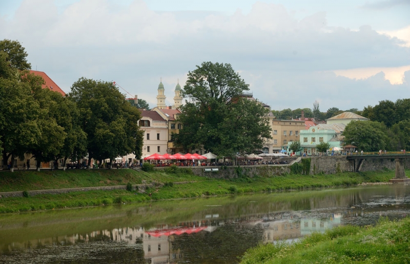 32. Ужгород. 607 - DSC_7793. Вид на річку Уж