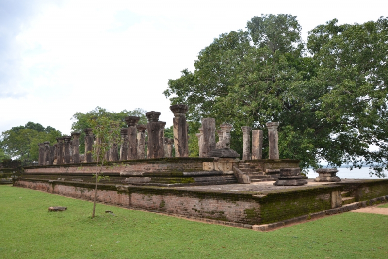 Общественным транспортом по Шри-Ланке в феврале 2017. Смешанные чувства.