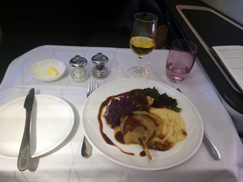 Весной, как в картах, не свезло с погодой в Ницце - в Париже повезло, как и в любви.