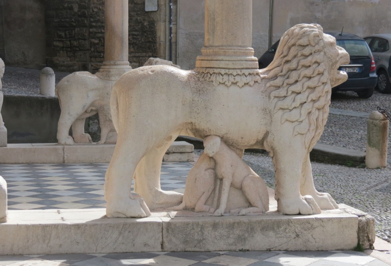 Случайная Италия. Просто погулять. Бергамо-Больцано-Брешиа, март 2017.