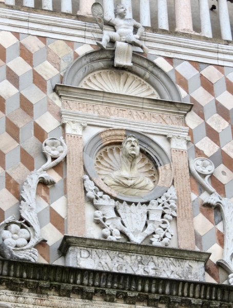 Случайная Италия. Просто погулять. Бергамо-Больцано-Брешиа, март 2017.