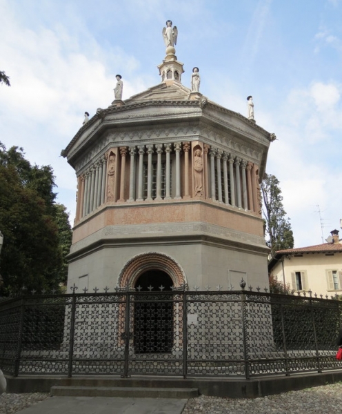 Случайная Италия. Просто погулять. Бергамо-Больцано-Брешиа, март 2017.