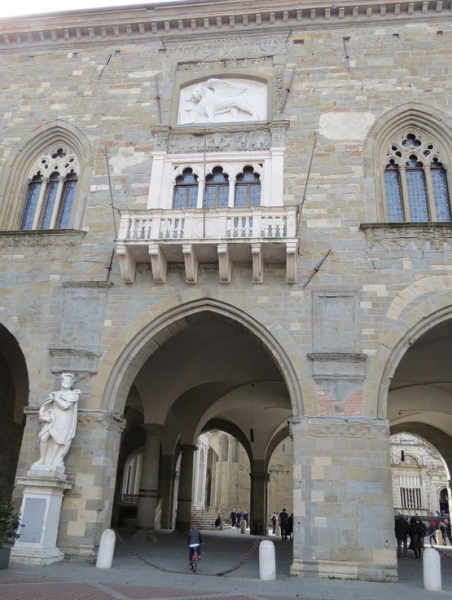 Случайная Италия. Просто погулять. Бергамо-Больцано-Брешиа, март 2017.