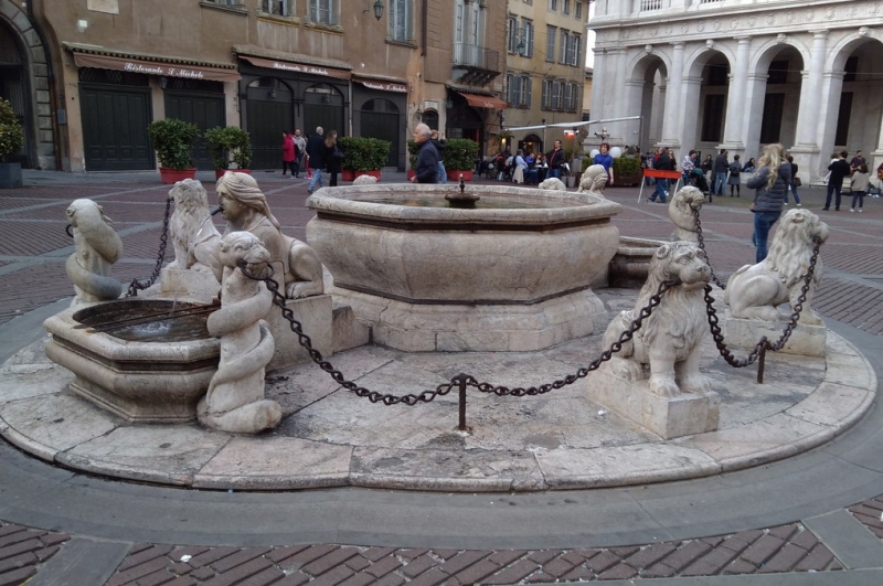 Случайная Италия. Просто погулять. Бергамо-Больцано-Брешиа, март 2017.