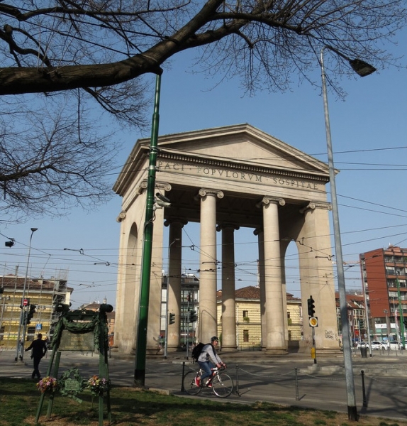 Случайная Италия. Просто погулять. Бергамо-Больцано-Брешиа, март 2017.