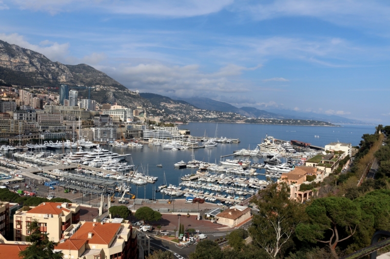 Весной, как в картах, не свезло с погодой в Ницце - в Париже повезло, как и в любви.