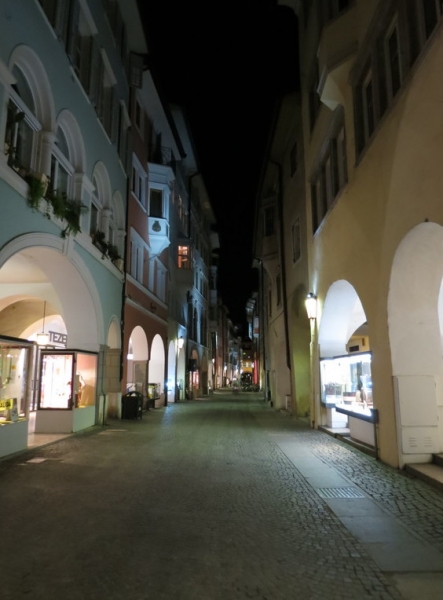 Случайная Италия. Просто погулять. Бергамо-Больцано-Брешиа, март 2017.