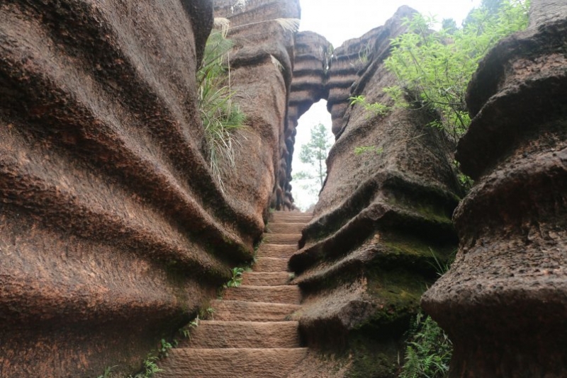 Китай без дождей. 2 недели в апреле 2017-го. Гуанчжоу-Шаогуань-Яншо-Синпин-Дажай-Чжанцзяцзе-Фуронг-Дэханг-Фенхуан-Шанхай