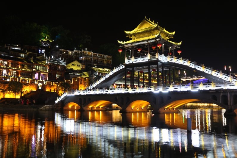 Китай без дождей. 2 недели в апреле 2017-го. Гуанчжоу-Шаогуань-Яншо-Синпин-Дажай-Чжанцзяцзе-Фуронг-Дэханг-Фенхуан-Шанхай