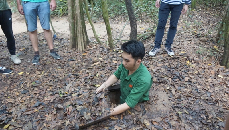 Cu Chi tunnels