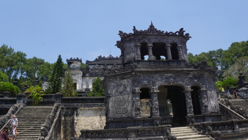 Hue temples