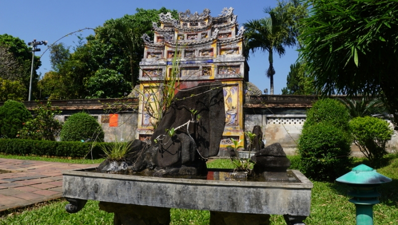 hue tombs