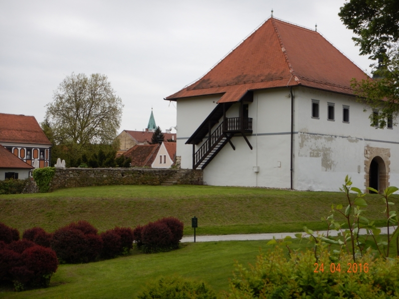 Вараждин (Varazdin) пешеходная прогулка по городу.