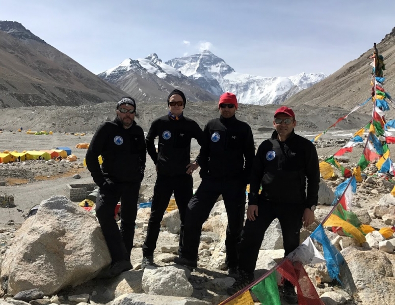 Восхождение на Эверест (#Everest2017 or There and Back Again)
