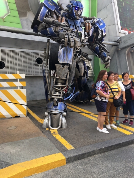 Шесть дней в Сингапуре.