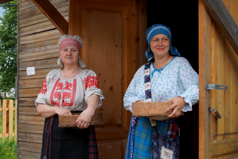 2017, июнь. Опыты по выращиванию туриста. Опыт №9 - из блокадного Ленинграда к жемчужинам Ладоги (Рускеала, Валаам, Тервеничи, свирские вепсы и т.д.)