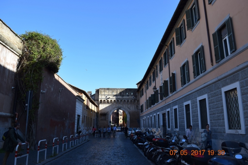 Италия от Венеции до Сиракузы за 15 дней на самолётах, поездах, паромах, автобусе и автомобиле.