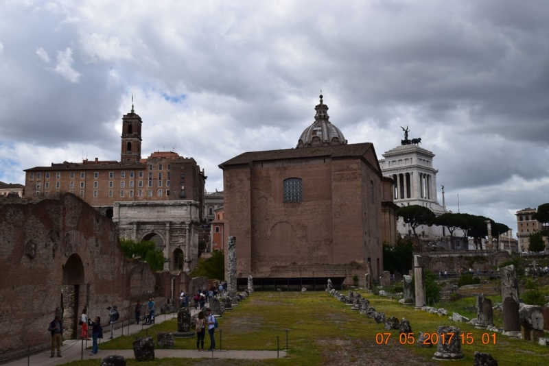 Италия от Венеции до Сиракузы за 15 дней на самолётах, поездах, паромах, автобусе и автомобиле.