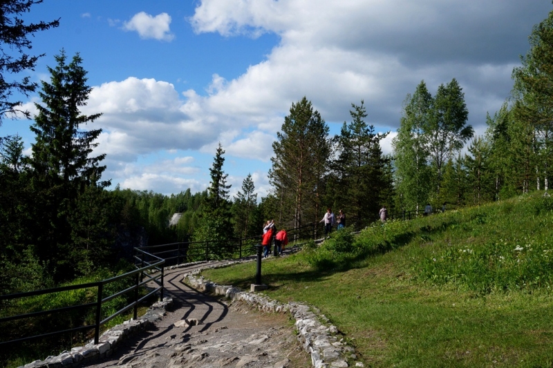 2017, июнь. Опыты по выращиванию туриста. Опыт №9 - из блокадного Ленинграда к жемчужинам Ладоги (Рускеала, Валаам, Тервеничи, свирские вепсы и т.д.)