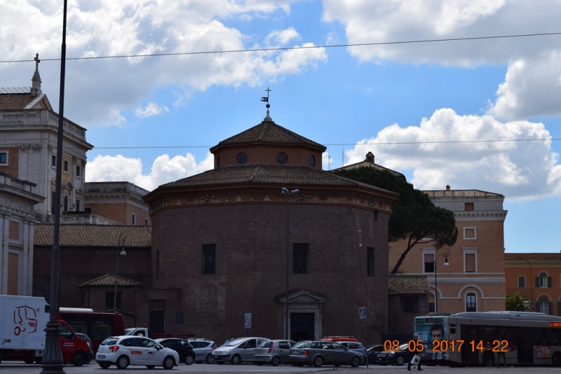 Италия от Венеции до Сиракузы за 15 дней на самолётах, поездах, паромах, автобусе и автомобиле.