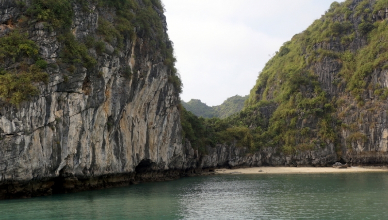 Halong Bay 1