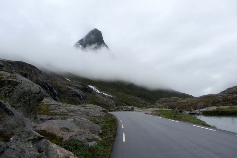 По Норвегии на общественном транспорте июль 2017 (Andalsnes-Geiranger-Olden-Besseggen)