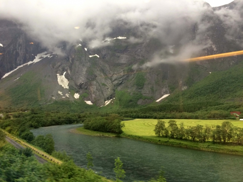 По Норвегии на общественном транспорте июль 2017 (Andalsnes-Geiranger-Olden-Besseggen) По Норвегии на общественном транспорте июль 2017 (Andalsnes-Geiranger-Olden-Besseggen)