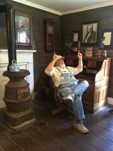 Дорога из Нью-Йорка в Нью-Йорк длиною в 4 тысячи миль