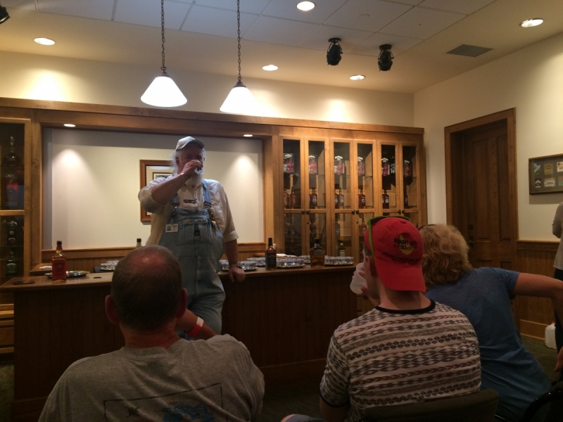 Дорога из Нью-Йорка в Нью-Йорк длиною в 4 тысячи миль