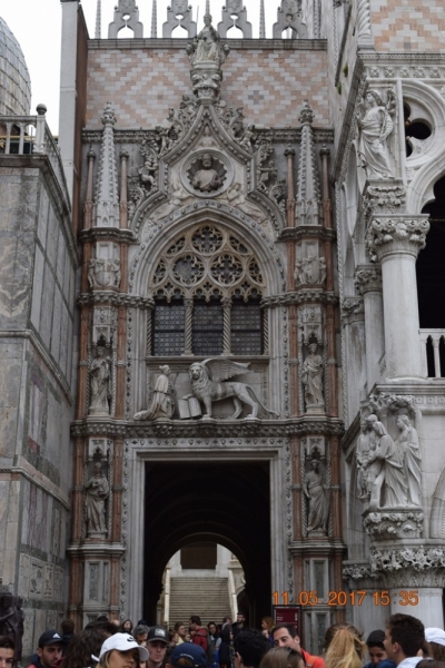 Италия от Венеции до Сиракузы за 15 дней на самолётах, поездах, паромах, автобусе и автомобиле.