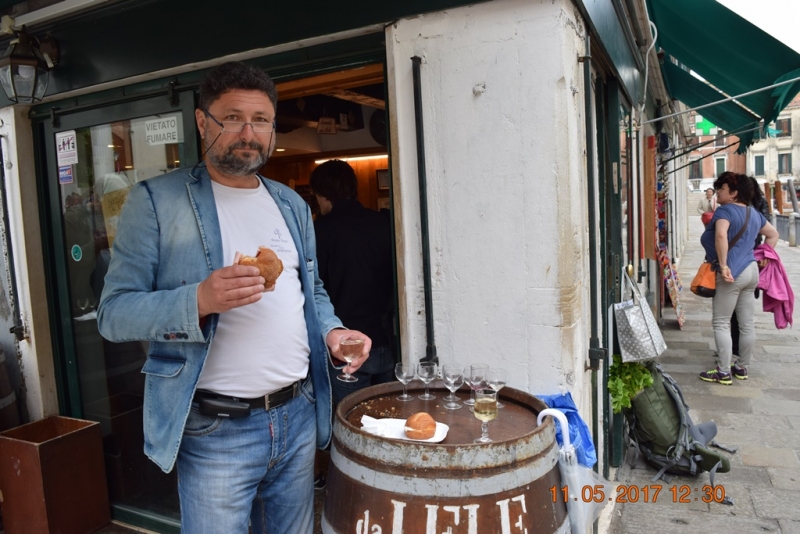 Италия от Венеции до Сиракузы за 15 дней на самолётах, поездах, паромах, автобусе и автомобиле.