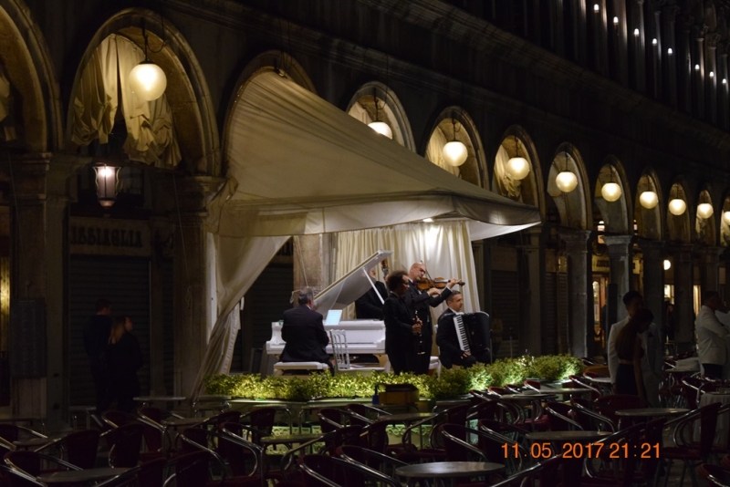 Италия от Венеции до Сиракузы за 15 дней на самолётах, поездах, паромах, автобусе и автомобиле.