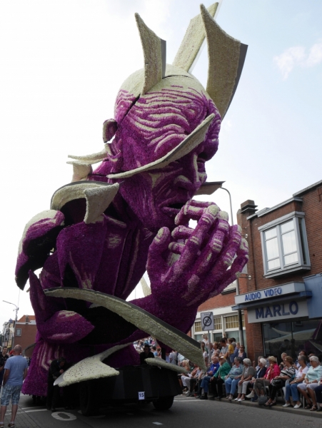 Цветочные парады Varend Corso (2017) и Corso Zundert (2017,2019) в Нидерландах