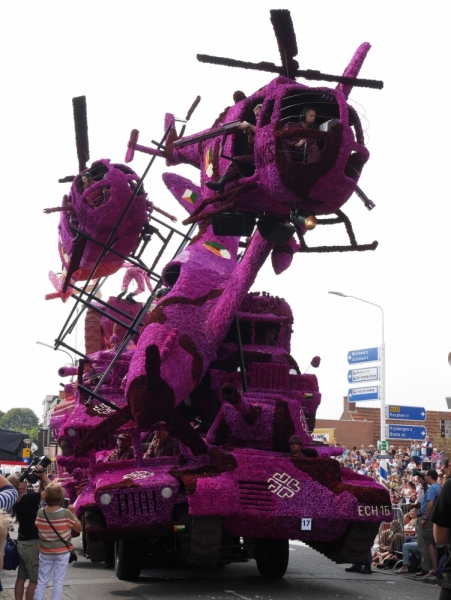 Цветочные парады Varend Corso (2017) и Corso Zundert (2017,2019) в Нидерландах