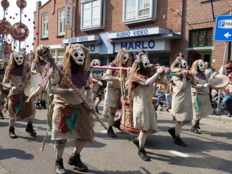 Цветочные парады Varend Corso (2017) и Corso Zundert (2017,2019) в Нидерландах