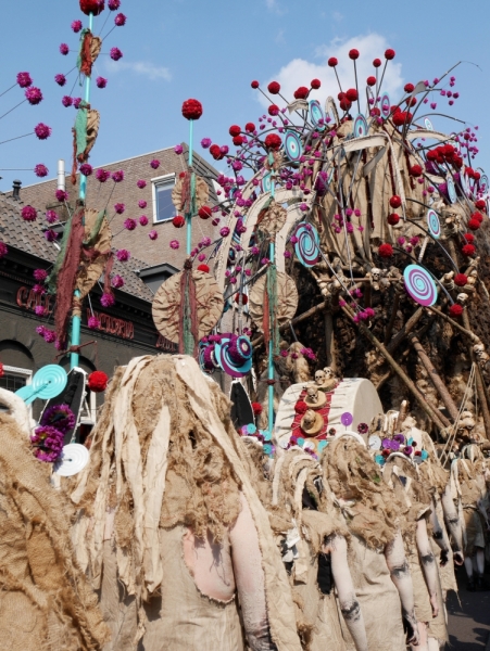 Цветочные парады Varend Corso (2017) и Corso Zundert (2017,2019) в Нидерландах