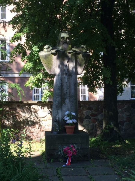 Всегда мечтал вернуться туда... (Ставрополь-Новые Замки, через Прагу и немного Польши))