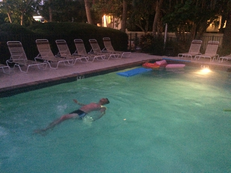 Дорога из Нью-Йорка в Нью-Йорк длиною в 4 тысячи миль