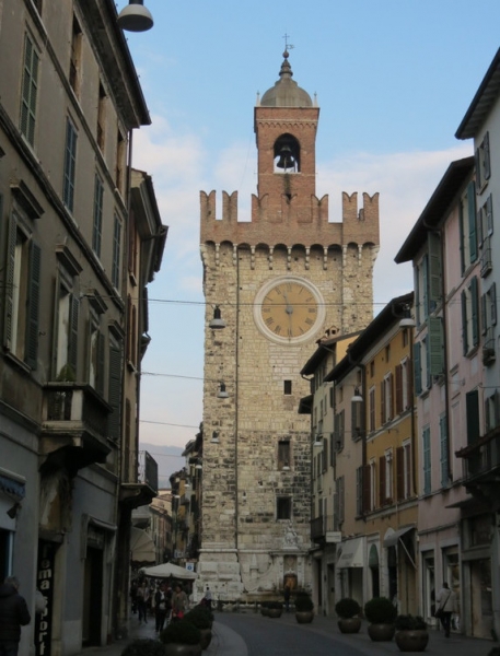 Случайная Италия. Просто погулять. Бергамо-Больцано-Брешиа, март 2017.