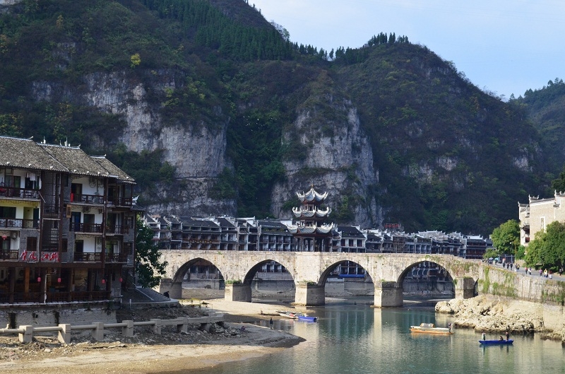 Гуанчжоу - Дачжай - Ченъян - Кайли(Xijiang + Zhenyuan) - Яншо - Гуйлин - Наннин