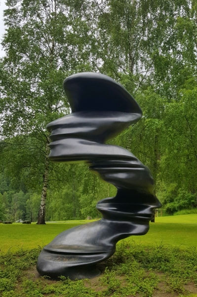 Там на неведомых дорожках...следы людей. Норвегия, регион фьордов, июнь 2017.