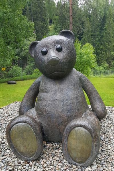 Там на неведомых дорожках...следы людей. Норвегия, регион фьордов, июнь 2017.