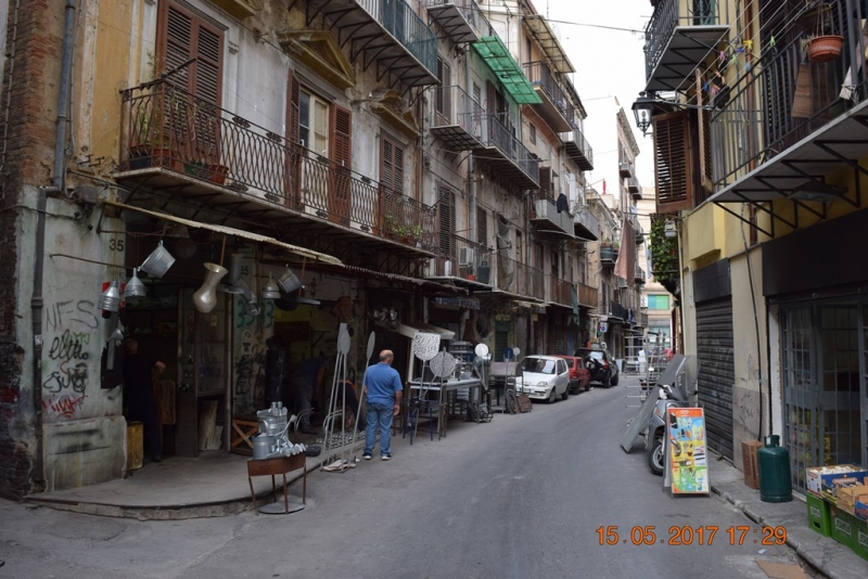 Италия от Венеции до Сиракузы за 15 дней на самолётах, поездах, паромах, автобусе и автомобиле.