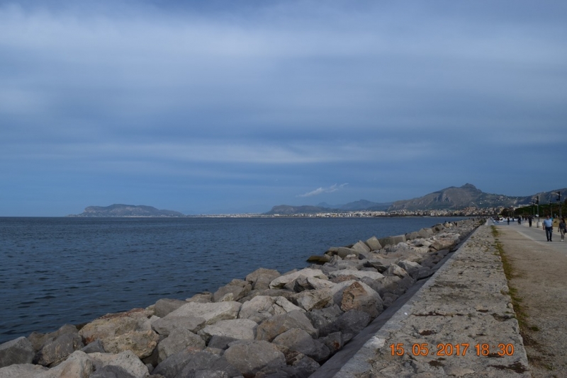 Италия от Венеции до Сиракузы за 15 дней на самолётах, поездах, паромах, автобусе и автомобиле.