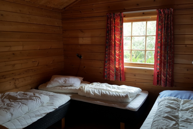 Там на неведомых дорожках...следы людей. Норвегия, регион фьордов, июнь 2017.